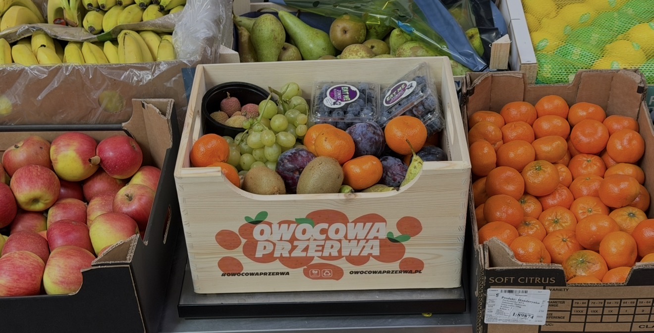 Skrzynka owoców Owocowa Przerwa